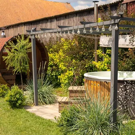 Dom Na Mazurach Nad Jeziorem Bialym Zakatek Zacisze